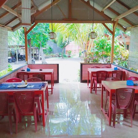 Kuta Garden Homestay Esterno foto