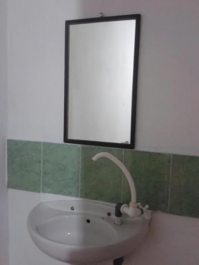 Kuta Garden Homestay Esterno foto