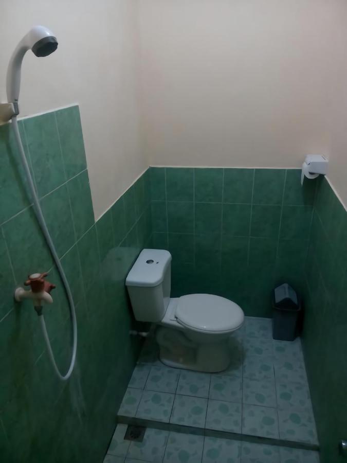 Kuta Garden Homestay Esterno foto
